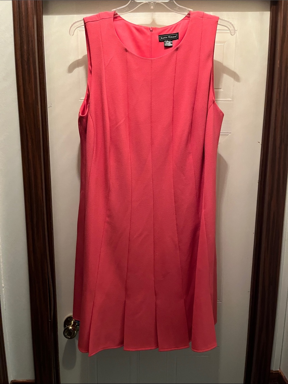 Jessica Howard Coral-Pink Sleeveless knee length dress